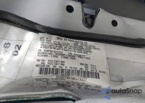 2011 Ford Crown Victoria Police/Police Interceptor z USA, uszkodzony, nr VIN 2FABP7BV1BX179357